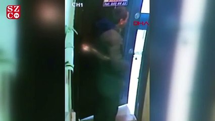 Pişkinliğin bu kadarı! Simit yiyerek çanta çaldı