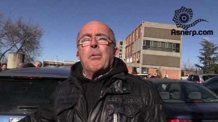 Trabajadores de La Moncloa protestan por despidos y falta de pago