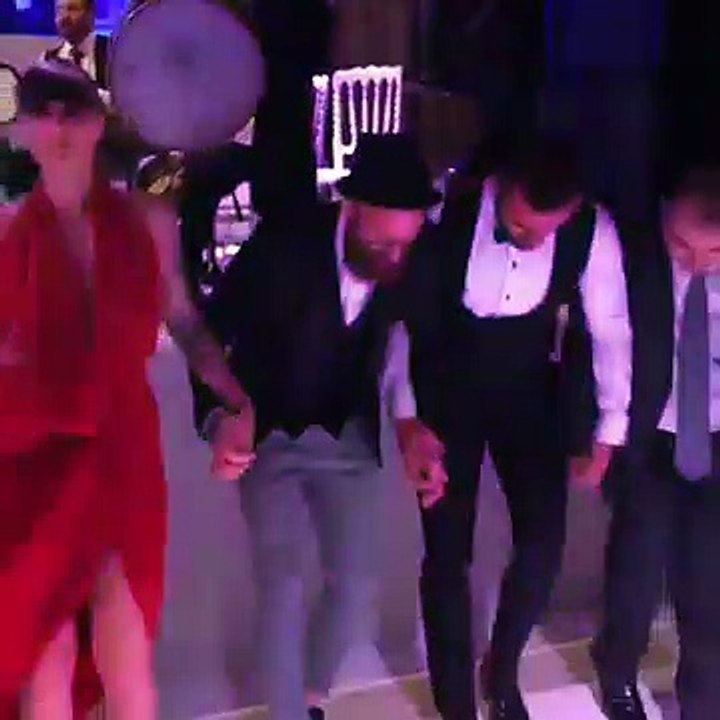Meireles ve eşinden halay şov!