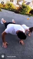 Mevlüt Erdinç boş durmuyor