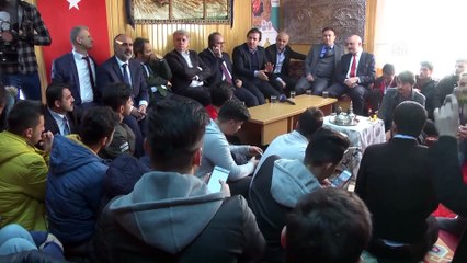 Futbolun efsaneleri, genç hükümlülerle buluştu