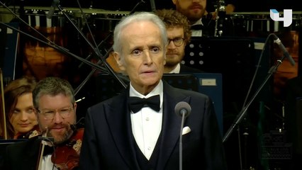 العالمي خوسيه كاريراس وافتتاحية غير عادية على مسرح مهرجان شتاء طنطورة للحجز يرجى زيارة almosafer.com/winter-at-tantora أو الاتصال  +966 9200 00997