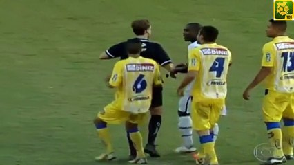 Zorla kırmızı kart görmek... Clarence Seedorf