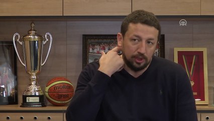 Hidayet Türkoğlu: "Çirkin olayların basketbolu etkilemesine izin vermemeliyiz"