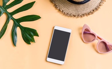 Time for a Digital Declutter: 8 Simple Ways to Cut Screen Time