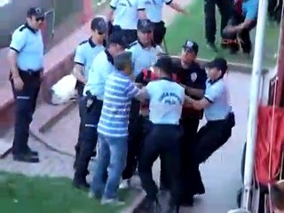 Çorumspor küme düştü, spiker canlı yayında ağladı!