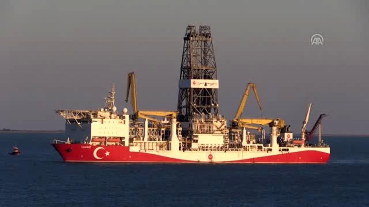Doğu Akdeniz'deki 2. sondaj çalışmasını tamamlayan "Yavuz" Mersin açıklarında