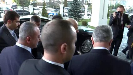 Bahçeli, ortak toplantı için partililer ile bir araya geldi