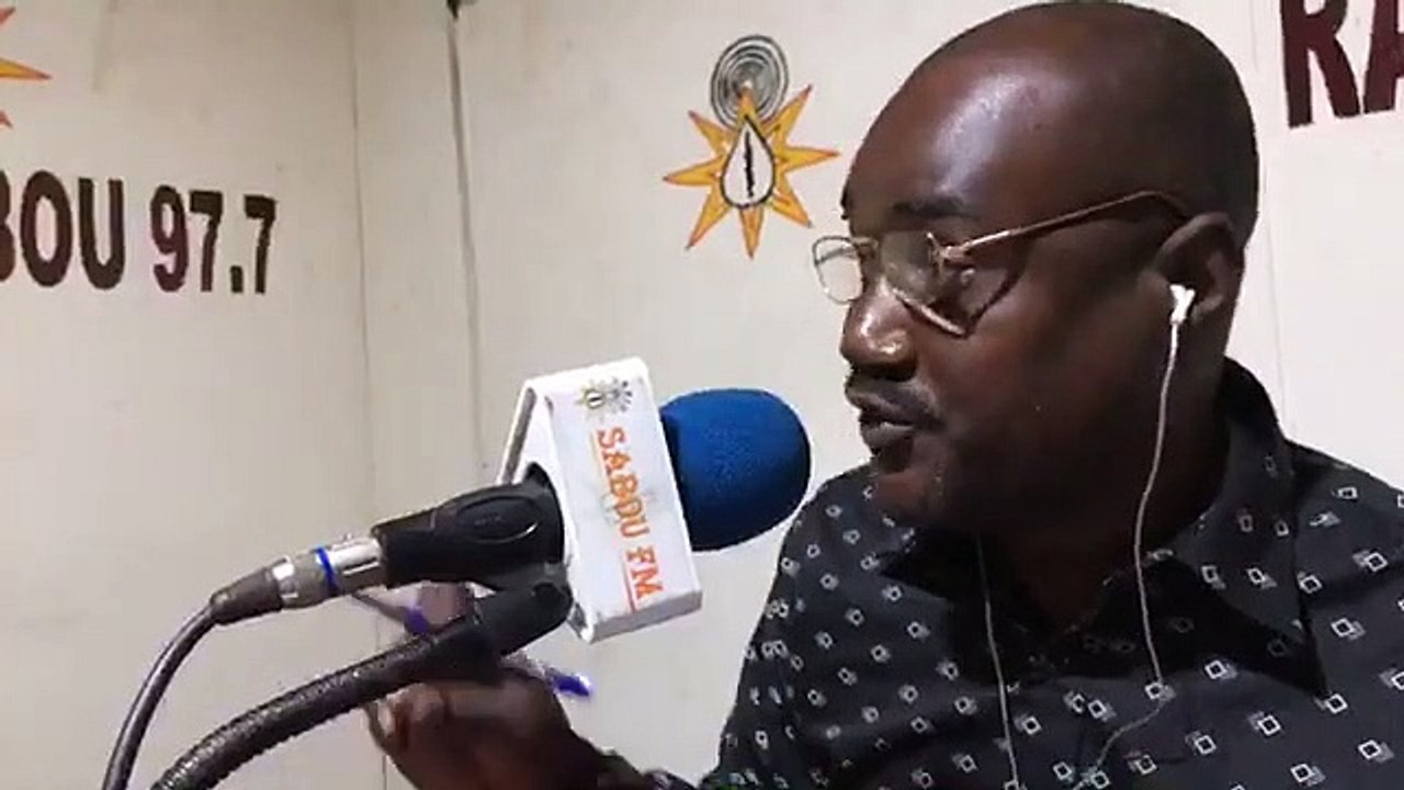 Dr  Ousmane Kaba révèle « Alpha Condé donne 1000 motos par an à Cellou Dalein Diallo » (Vidéo)