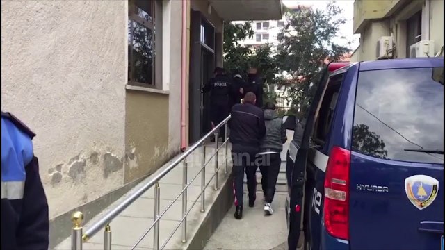 Masakruan 50 vjecaren, gjykata le ne burg 3 te akuzuarit