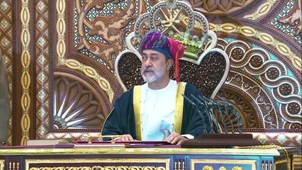 سلطان عمان الجديد هيثم بن طارق يتعهد مواصلة سياسة سلفه
