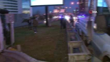 Ümraniye’de beton mikseri yola devrildi