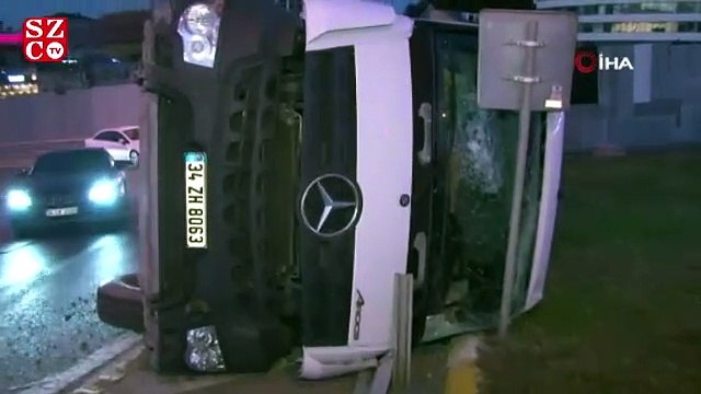 Kontrolden çıkan beton mikseri devrildi!