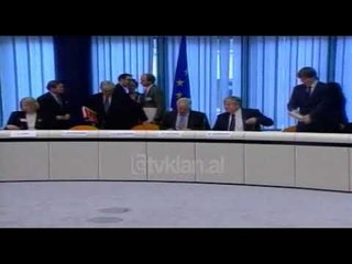 Ilir Meta në Strasburg, dënimi me vdekje - (4 Prill 2000)