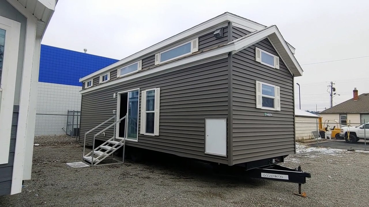 The BEST MODERN TINY HOME DESIGN MUST SEE!
