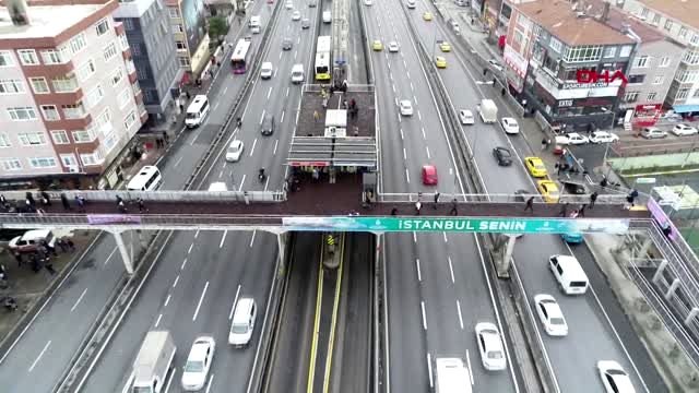 Engelliler için işkenceye dönüşen beşyol metrobüs istasyonu yenilenecek