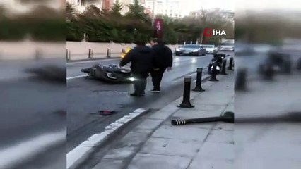 Beşiktaş'ta kontrolden çıkan otomobil motosiklete çarptı: 1 yaralı