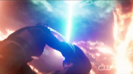 DCTV Crisis on Infinite Earths Crossover Thank You, Oliver Scene (2020)