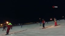 Erciyes'te sömestr tatili boyunca her akşam gece kayağı yapılabilecek