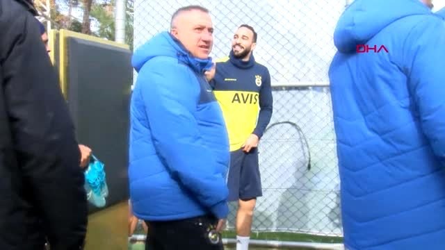 Spor fenerbahçe başkanı ali koç idmanı izledi
