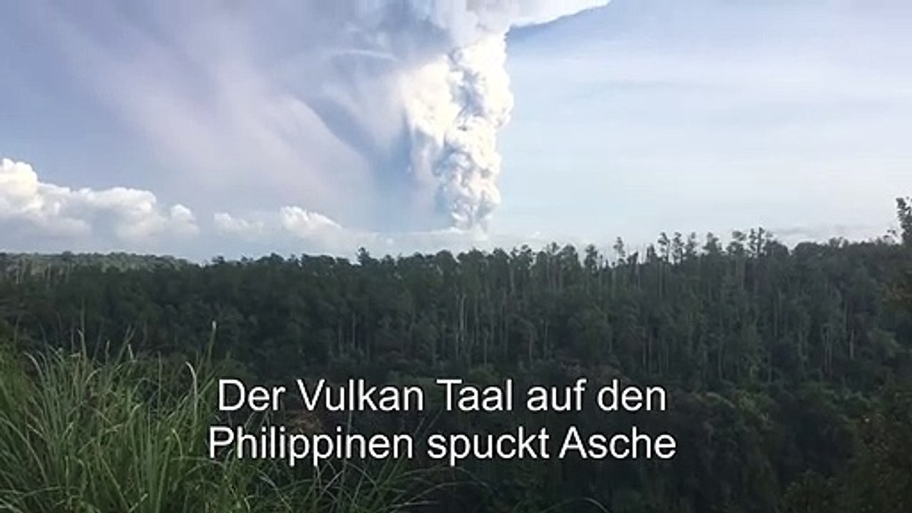 Vulkan auf den Philippinen spuckt riesige Aschewolke aus