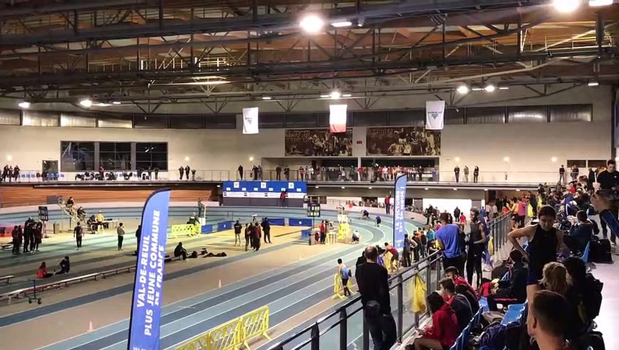 Pré-régionaux en salle 11/01/20 400m Adrien - Hugo