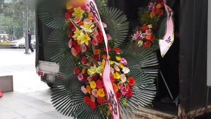 8월부터 '재사용 화환' 반드시 표시해야 / YTN