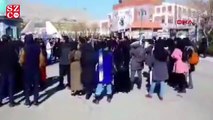 İran'daki protestolarda dikkat çeken görüntü