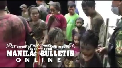 Evacuees arrive in rescue center at Sto. Tomas, Batangas due to extreme ashfall
