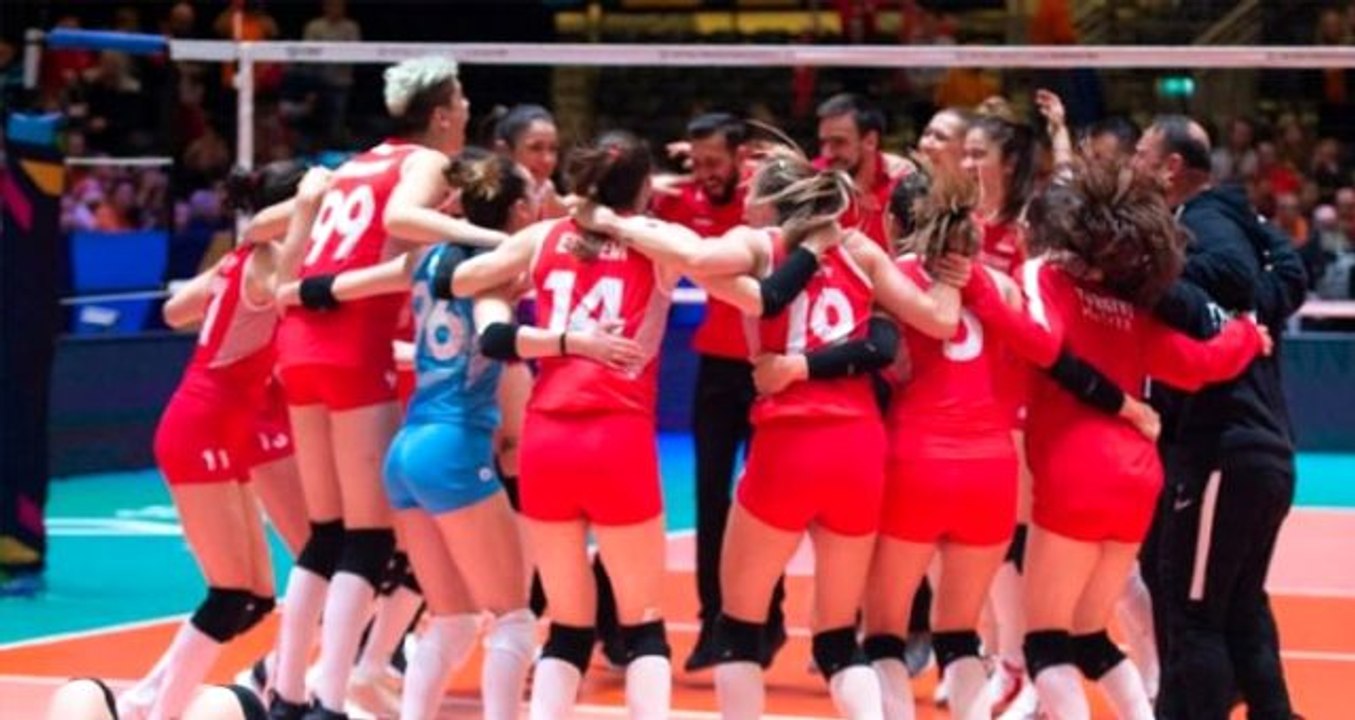 Son Dakika: Filenin Sultanları, 2020 Tokyo Olimpiyat oyunlarına katılma hakkı elde etti