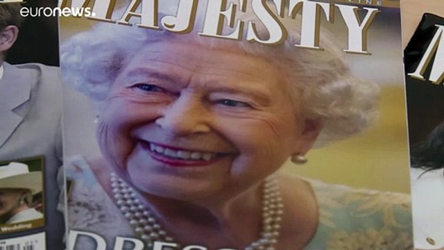 Válságtanácskozásra hívta Károlyt, Vilmost és Harry-t II. Erzsébet királynő