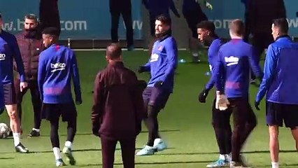 El jugador del Barcelona Luis Suárez estará cuatro meses de baja