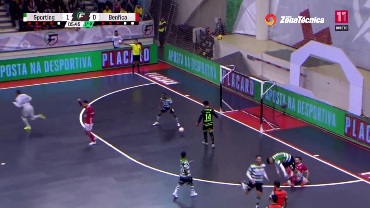 Roncaglio e Guitta protagonizaram dois dos melhores momentos da Final da Taça da Liga