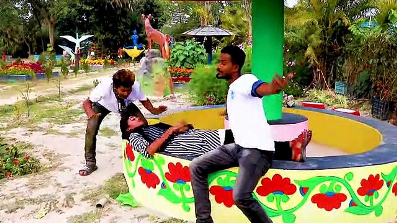 Top New Funny Video 2020_Comedy Videos 2020_Try Not to home