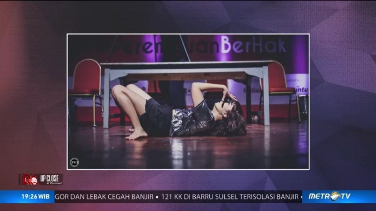 Wanita Jenaka (2)