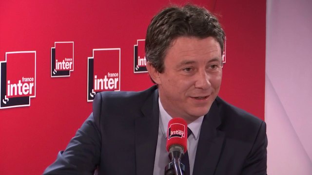 Benjamin Griveaux (LREM), candidat à la mairie de Paris, face aux propositions 100% vélo d'Anne Hidalgo : Quand on a cassé l'un des meilleurs services aux parisiens, Vélib, ça fait part d'une dimension assez cynique