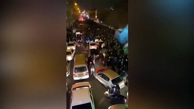 İran'da yolcu uçağının düşürülmesine tepkiler sürüyor, güvenlik güçleri protestoculara ateş açtı