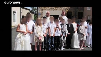 Λυών: Ξεκινά η δίκη του ιερέα που κατηγορείται για σεξουαλικές κακοποιήσεις αγοριών