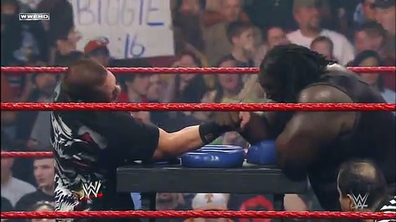 John Cena vs. Mark Henry - Arm Wrestling Contes...