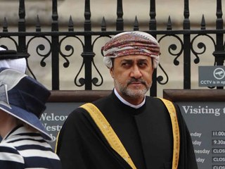 Relation Between Mohanlal and Oman Sultan Haitham Bin Tariq | Oneindia Malayalam