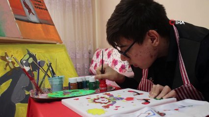 Yetenekleri engelinden büyük