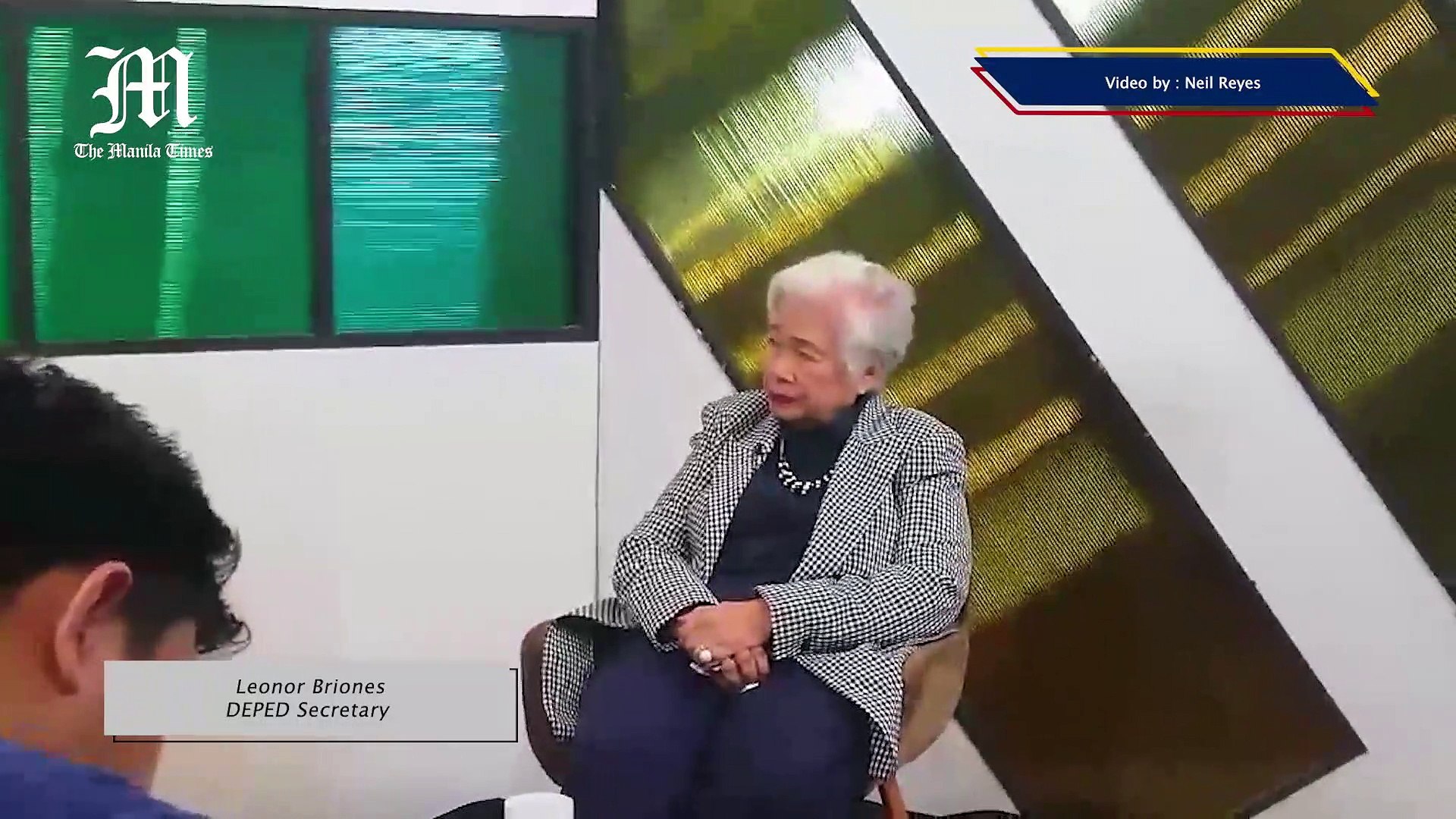 ⁣Education Outlook