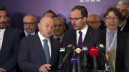 Télécharger la video: Nihat Özdemir, Mehmet Sepil ve Şenol Güneş çalıştayın ardından açıklamalarda bulundular