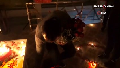 Böyle teklif görülmedi! Korku evine giren kadına 'son duanı et' dedi ve...