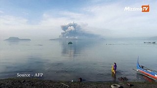 ဖိလစ်ပိုင်တွင် မီးတောင်ရှင်တစ်ခုမှ မီးခိုးပြာများမှုတ်ထုတ်