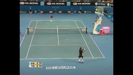 Passing  de feu et lob subtil : les deux points de Tsonga pour boucler le 1er set