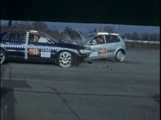 Crash Test - Volkswagen Phaeton Vs Volswagen Polo