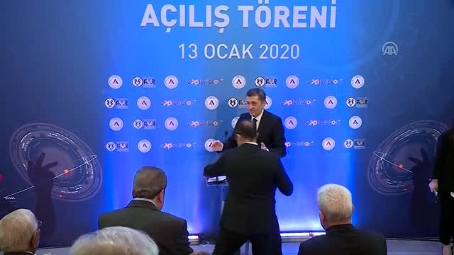 Bakan Selçuk: Ekonomi, eğitim ve demokrasi üçlemesinin bir ülkenin varoluşuyla doğrudan doğruya...