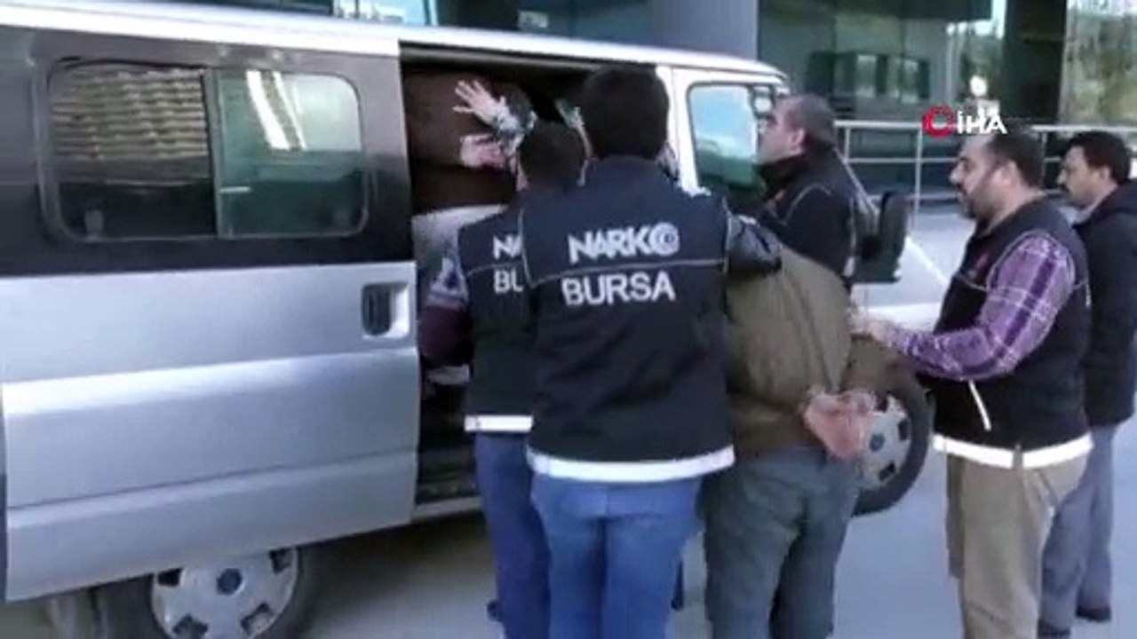 Narkotik operasyonunda 2 kilogram uyuşturucu ele geçirildi