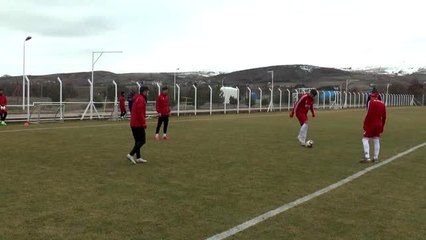 Sivasspor'un yeni transferi Yasin Öztekin'den taraftara teşekkür